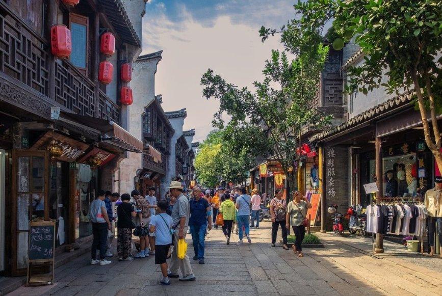 发现冷知识 | 一个汇聚奇闻异事的脚后跟长了个泡、碰一下就会很痛那样子。平台